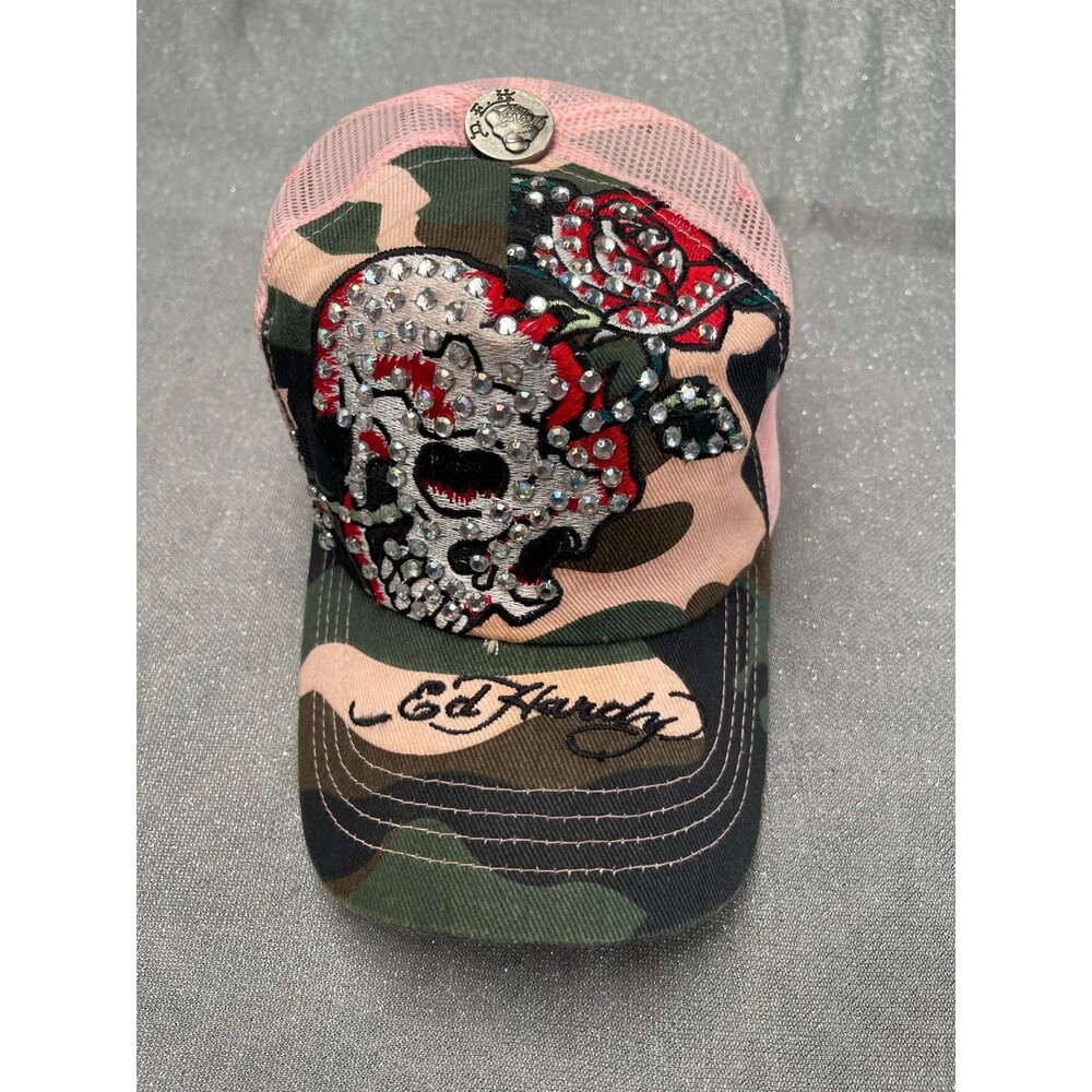 Vintage Y2K Ed Hardy Rhinestone Skull Trucker Hat 2000s 00s Lindsay Lohan LA